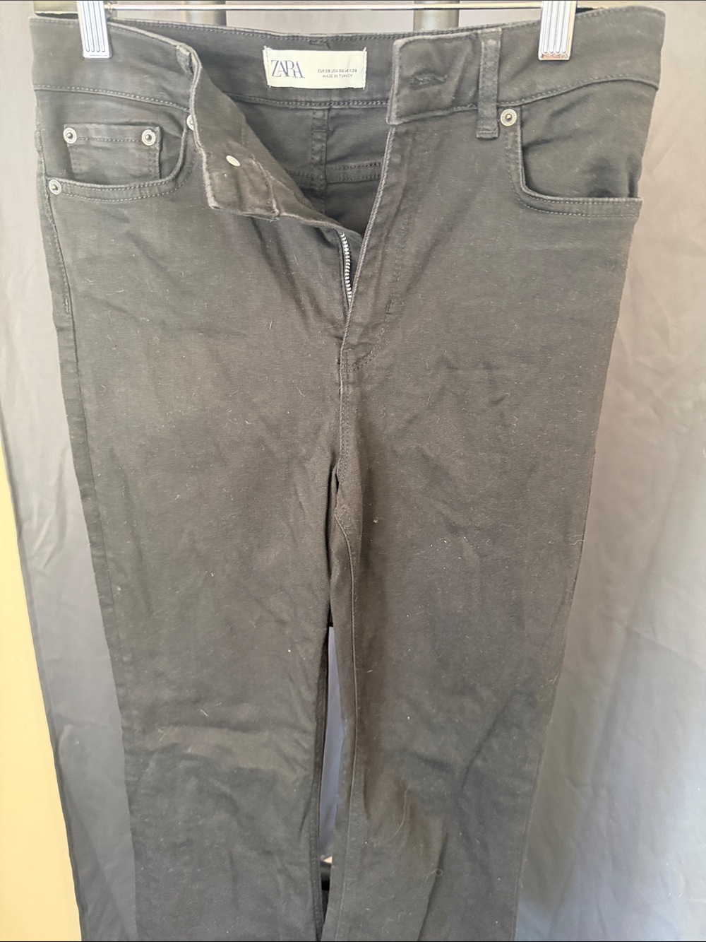 Zara Slim Fit ladies Jeans in Black